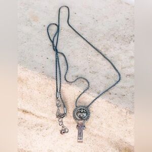 Elegant Silver Pendant Necklace